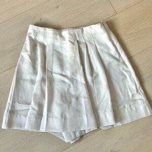 Banana Republic Oyster Pearl Satin Pleated Skort Size XS